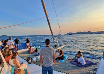 team buiding sur un bateau