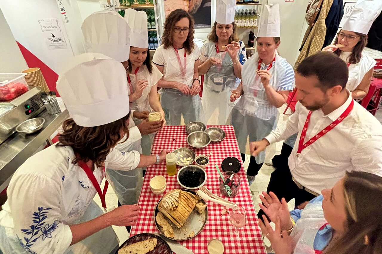 Cours de Cuisine Nice Team Building team building cours de cuisine niçoise