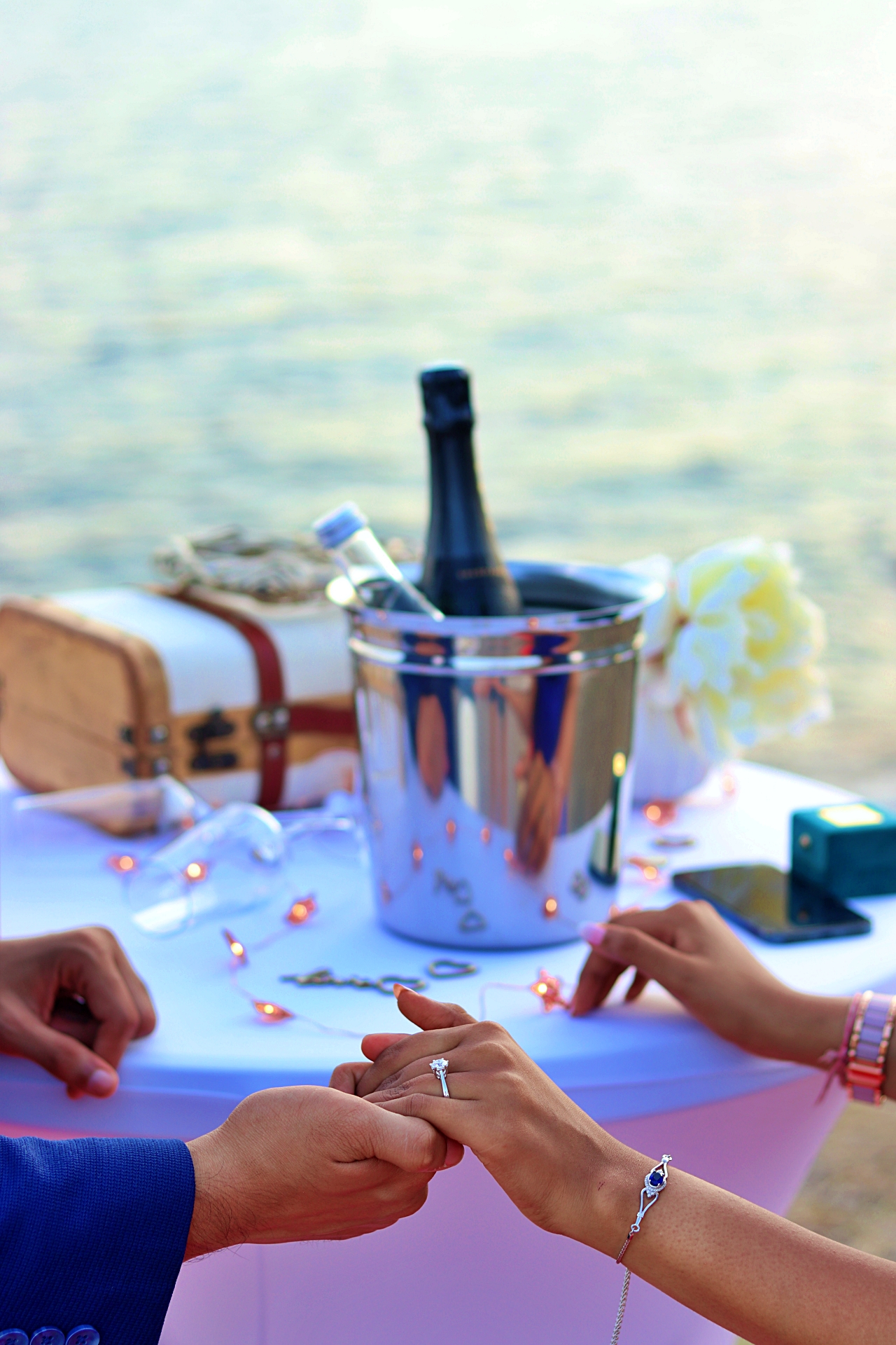 demande en mariage Sur la Côte d'Azur. CAIRN Expe votre spécialiste depuis 2014 pour l'organisation